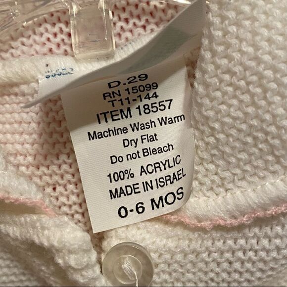 Vintage GIRLS Knitted Rabbit CARDIGAN With Booties & Hat - Picture 6 of 7